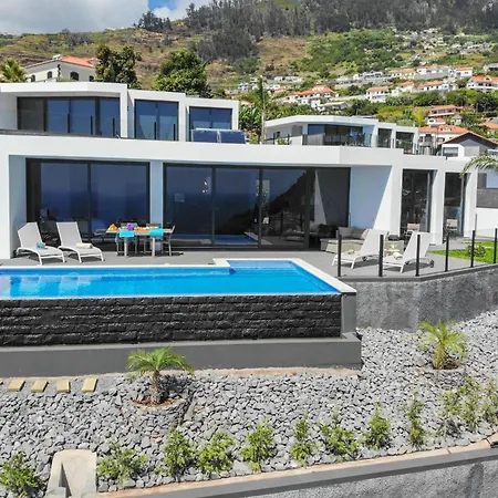 Rubydom By Madeira * Calheta (Madeira)